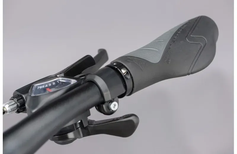 Ridgeback Motion Open Frame Ladies Hybrid Bike In White-3