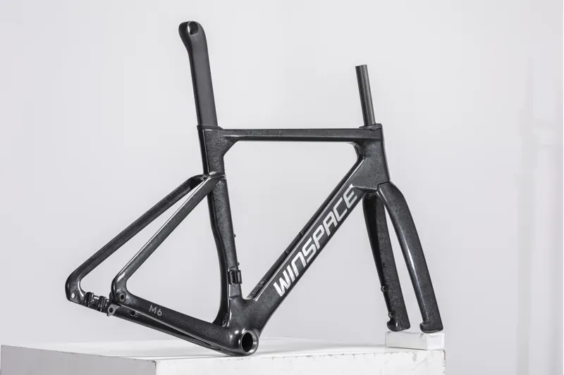Winspace M6 Carbon Frost Black Frame-5