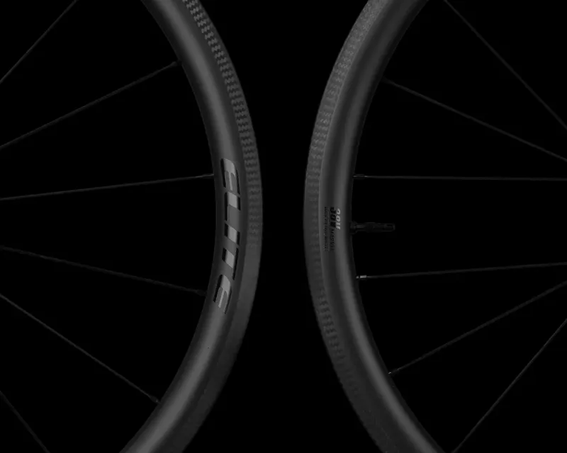 Elite Wheels Marvel II 38V Rim Brake Carbon Wheelset-11