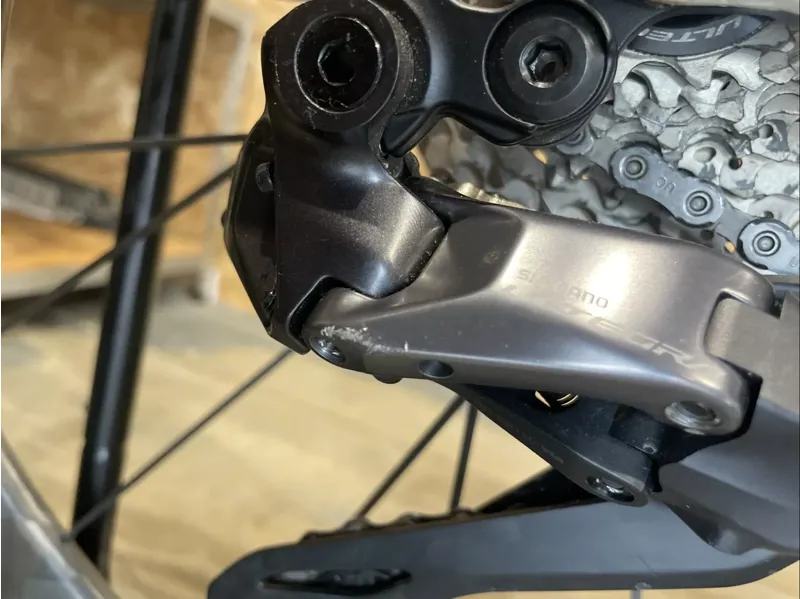 Winspace T1500 White Hyper 50 Wheels Ultegra 8150 Di2 12spd Demo Bike-4