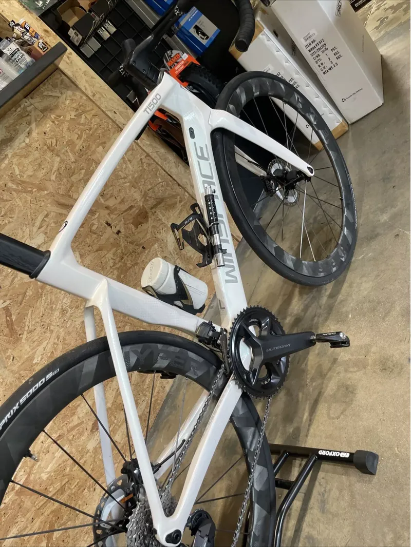 Winspace T1500 White Hyper 50 Wheels Ultegra 8150 Di2 12spd Demo Bike-7