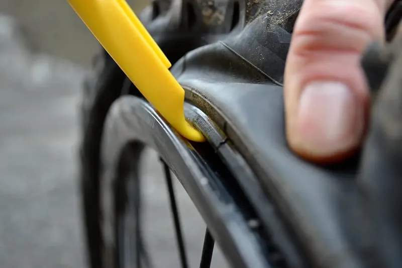 Pedro Tyre Lever Yellow-7